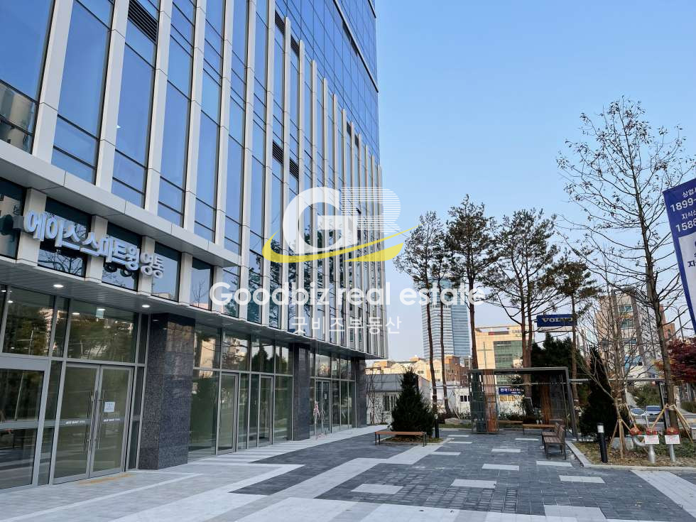 경기 수원영통구 원천동 수원지식산업센터 사무실 임대_전용21평형 월세 매물번호 10207 사진 2