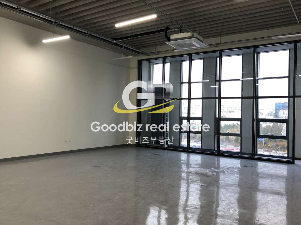 경기 수원영통구 신동 전용25평_제조, 물류업종 추천, 저층 드라이브인 호실,렌트프리가능 월세 매물번호 10211 사진 1