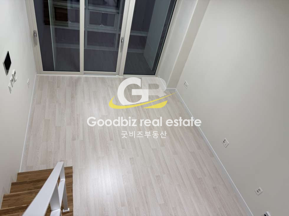 경기 수원영통구 원천동 399-1 (영통 아이파크 디어반) 영통아이파크디어반동 [원룸 월세] 수원 영통역 복층원룸, 풀옵션, 사업용 전입불가 월세 매물번호 10398 사진 5